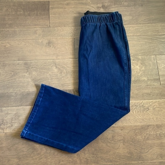 Soft Surroundings Pull On Flare Leg Dark Wash Jeans Plus Size 1X - Picture 1 of 4